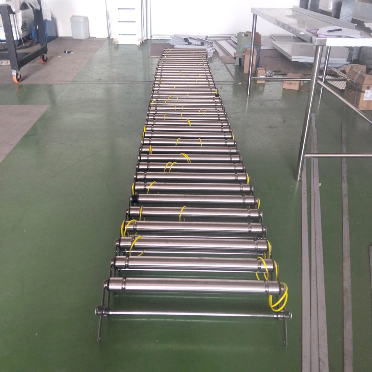 Jasa Pembuatan Roller Conveyor Heavy Duty Surabaya image 1